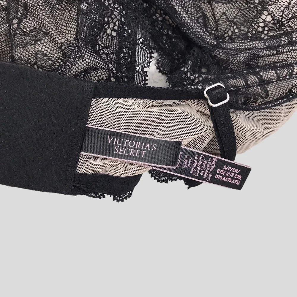 Victoria’s Secret - Lace up high-neck bralette from the Very Sexy Collection. S